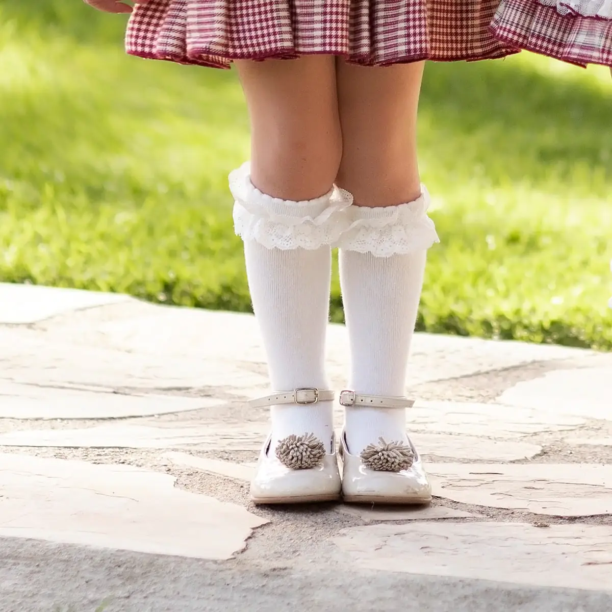 Girls White Ruffle Socks
